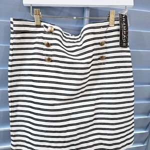 RAMPAGE Black and white striped skirt size 11